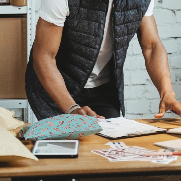 Candy Cane Poly Mailers 10x13 Pack of 25 - Picture 5 of 8